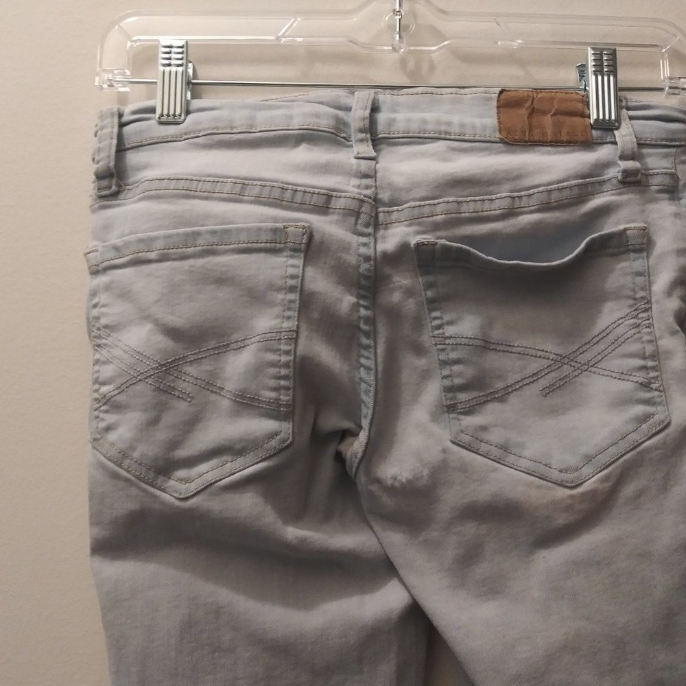 Aeropostale Light Washed Denim Jeans size 2 - Picture 3 of 4